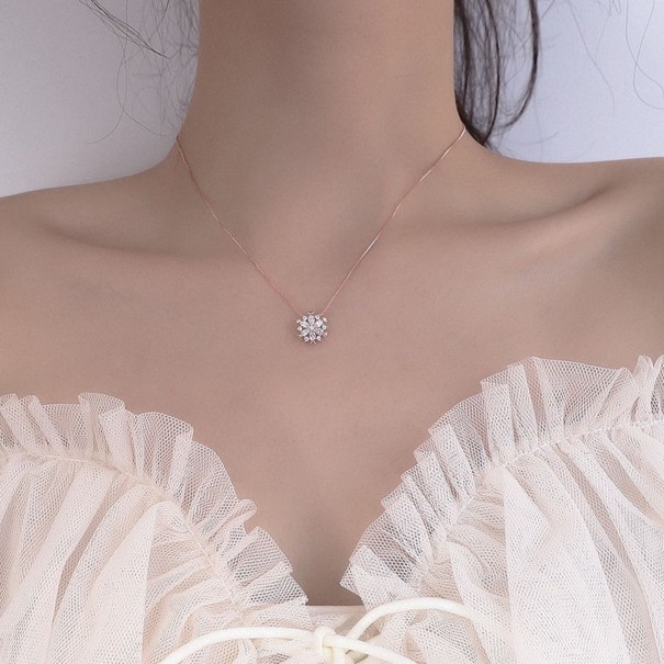 Damhalsband med snöflinga