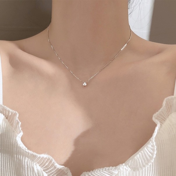 Damhalsband med zirkon