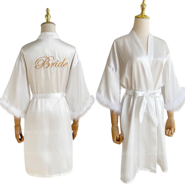 Damkappa med plyschkant på ärmarna Texten Bride Knut runt midjan Lätt kappa av polyester och konstsilke Bröllopskappa vit