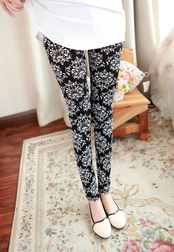 Damleggings med blommor J1120 svart