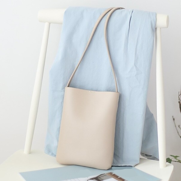 Dámska crossbody kabelka M1213 krémová