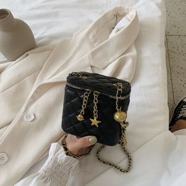 Dámska crossbody kabelka M1805 čierna