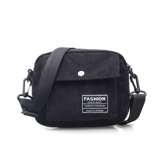 Dámska crossbody kabelka M381 čierna