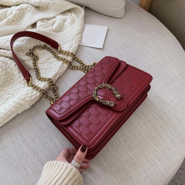 Dámská kožená crossbody kabelka M752 vínová L