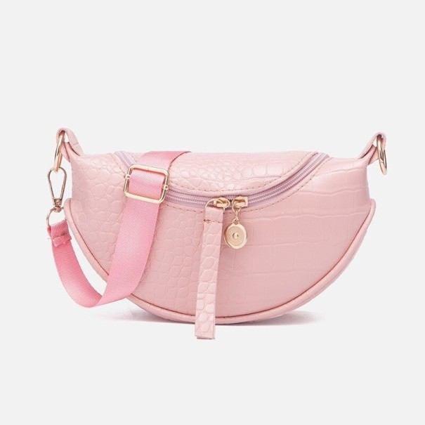 Dámska kožená crossbody kabelka M890 ružová