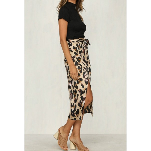 Dámska leopardí sukňa s vysokým rozparkom L 2