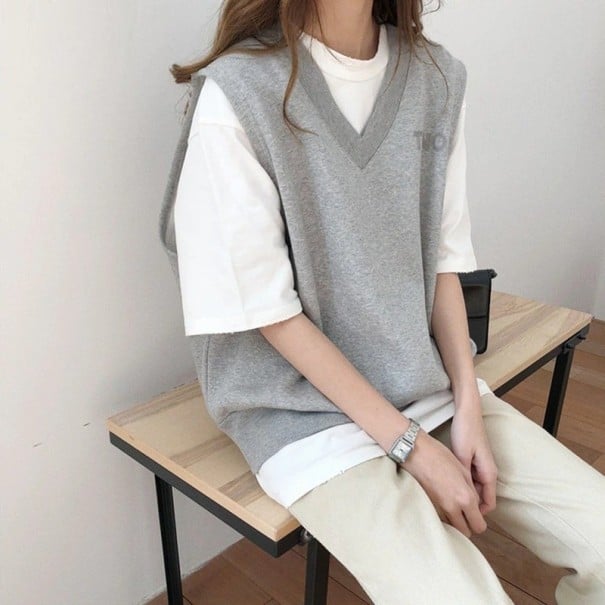 Dámska pletená vesta bez rukávov Šedá Voľný oversize strih Výstrih do V so žebrovaným lemom Žebrovaný spodný okraj Polyester a bavlna 1