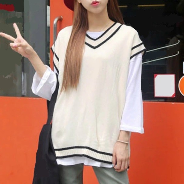 Dámska pletená vesta P1725 krémová L