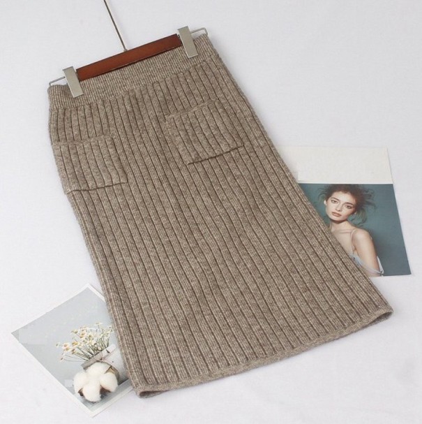 Damska spódnica midi z kieszeniami 5