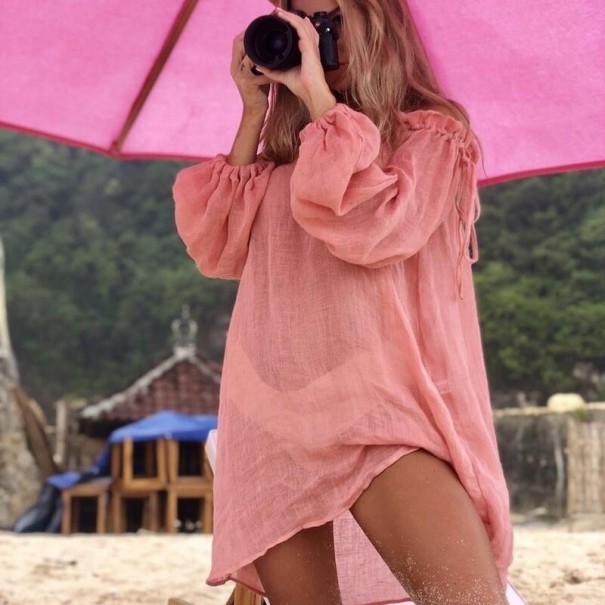 Damska sukienka plażowa P680 różowy