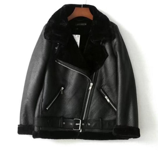 Dámská zateplená bunda z umělé kůže černá XS