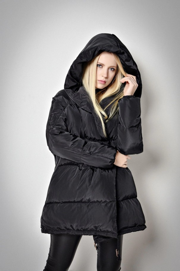 Dámská zimní bunda s kapucí J1683 černá S