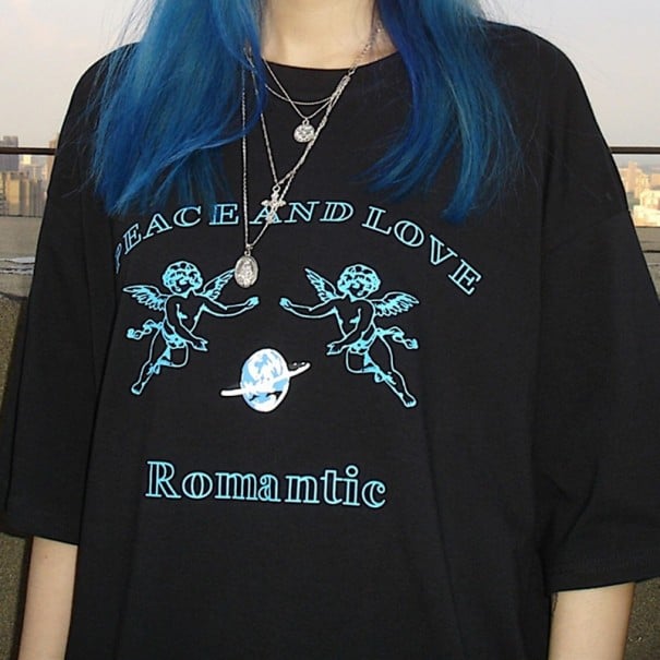 Dámske čierne tričko s anjelmi S
