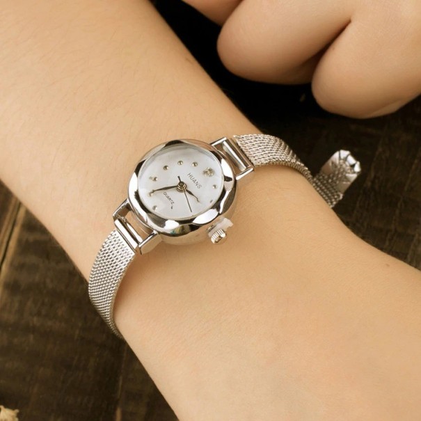 Dámské hodinky E2585 stříbrná
