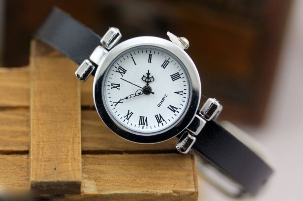 Dámské hodinky T1680 černá