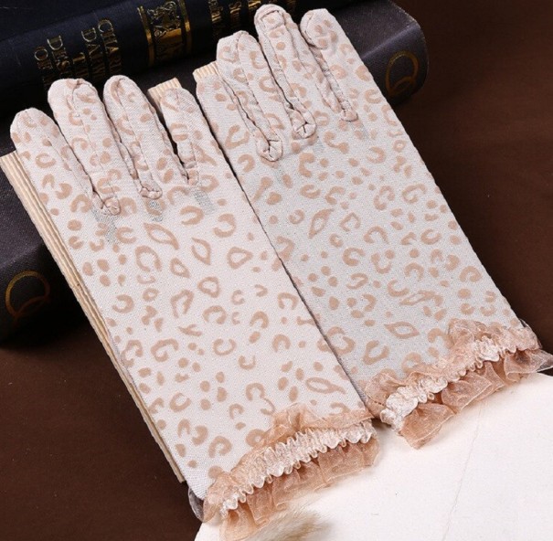 Dámske rukavice s leopardím vzorom béžová