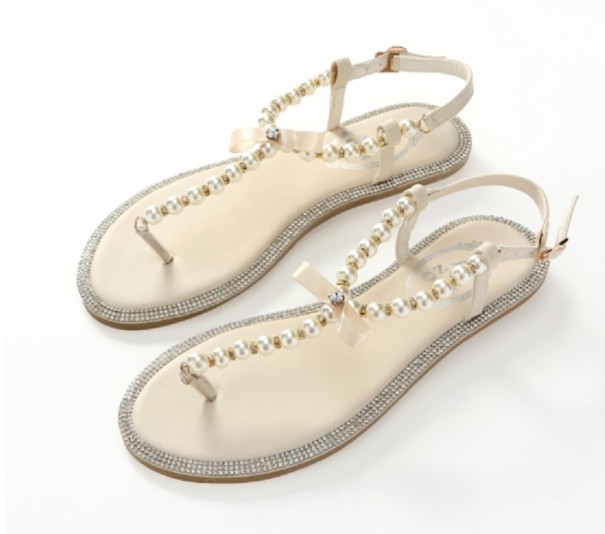 Dámské sandály s perlami krémová 33