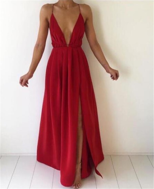 Dámske večerné šaty s hlbokým výstrihom J1803 červená S