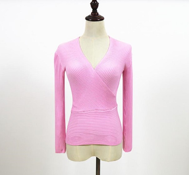 Damski sweter z dekoltem w szpic różowy