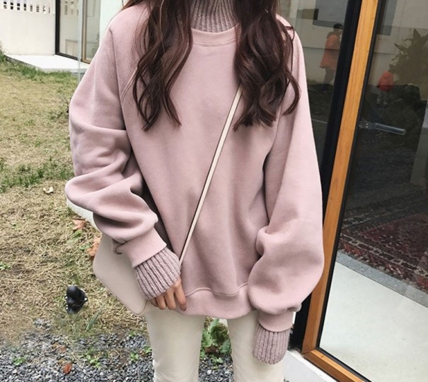 Damski sweter z golfem stary różowy L