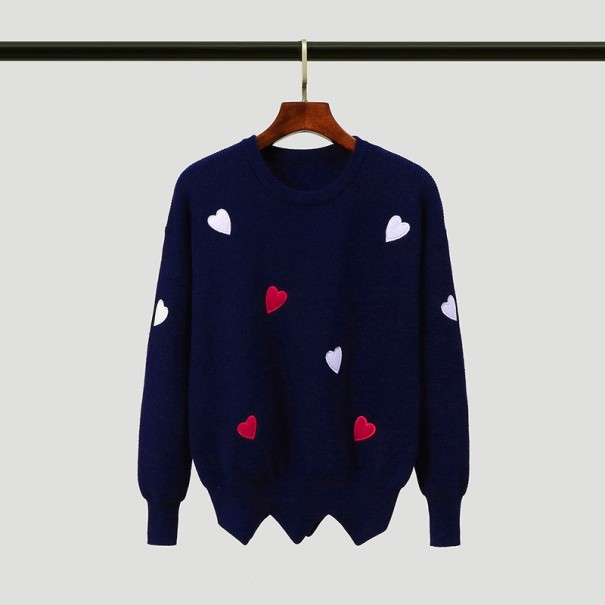 Damski sweter z sercem ciemnoniebieski S