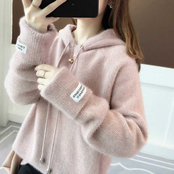 Dámsky huňatý sveter s kapucňou ružová