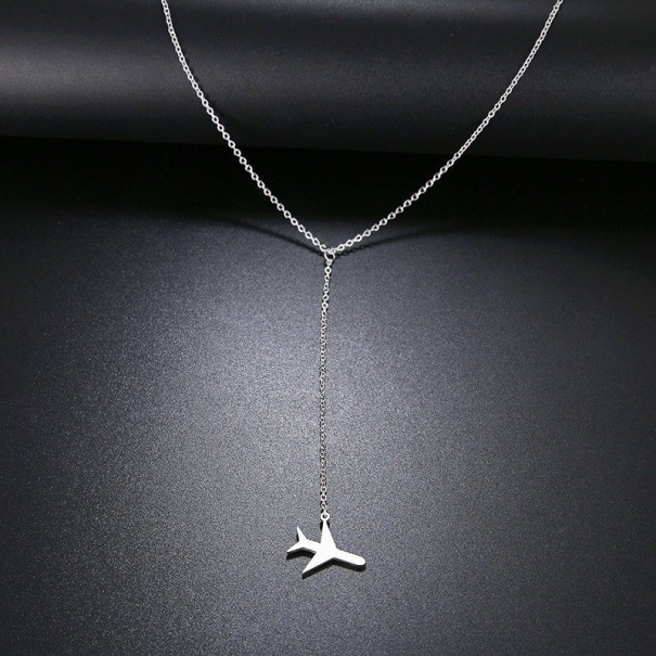 Dámsky náhrdelník s lietadlom D299 strieborná