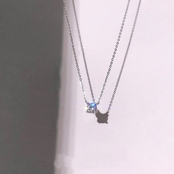 Dámský náhrdelník se zirkonem L