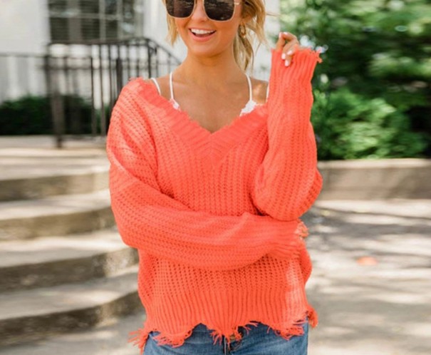 Dámsky pletený sveter s trhaním oranžová S