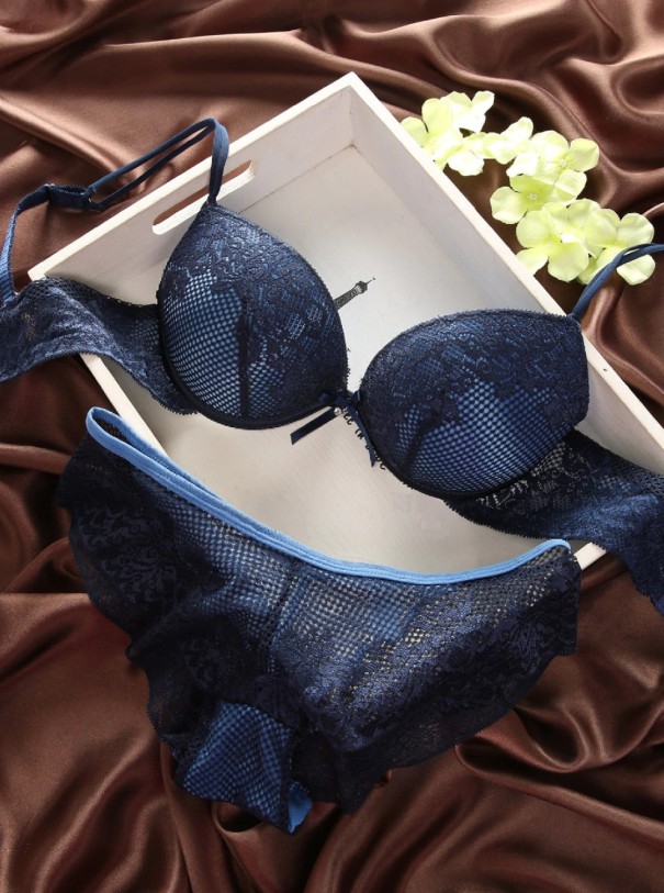 Dámský sexy set kalhotek a podprsenky tmavě modrá 75C