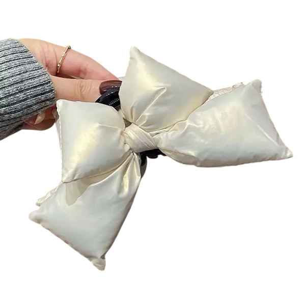 Dámský skřipec do vlasů Velká mašle Umělá kůže Elegantní vlasová spona pro pevné sepnutí vlasů Stylový doplněk pro každodenní i slavnostní účesy bílá