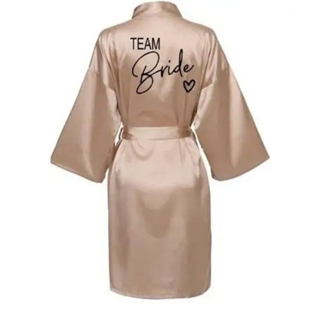 Dámsky župan team bride Hedvábne jemný saténový župan s nápisom pre družičky Zaväzovanie v páse na šnúrku Ľahký polyester pre svadobné prípravy béžová XXL