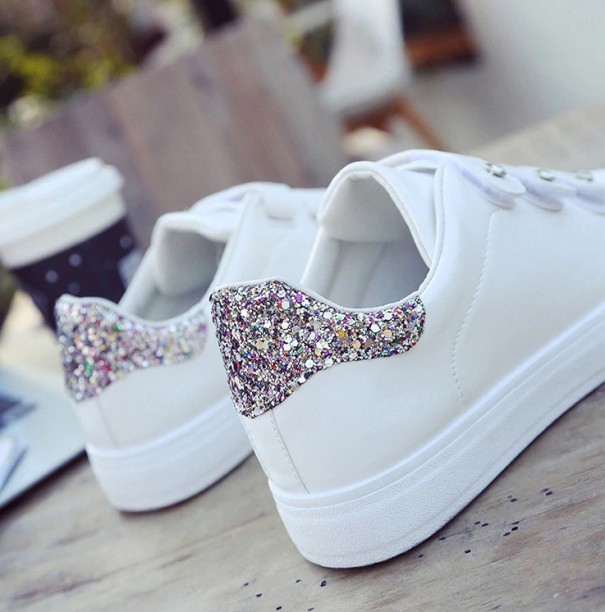 Damsneakers med paljetter