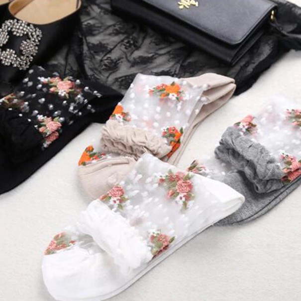 Damstrumpor i nylon med blommor