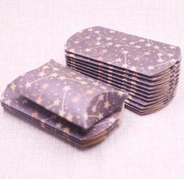 Dárková krabička 10 ks 31