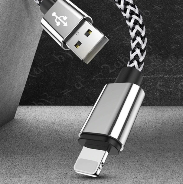 Datakabel för Apple Lightning till USB K683
