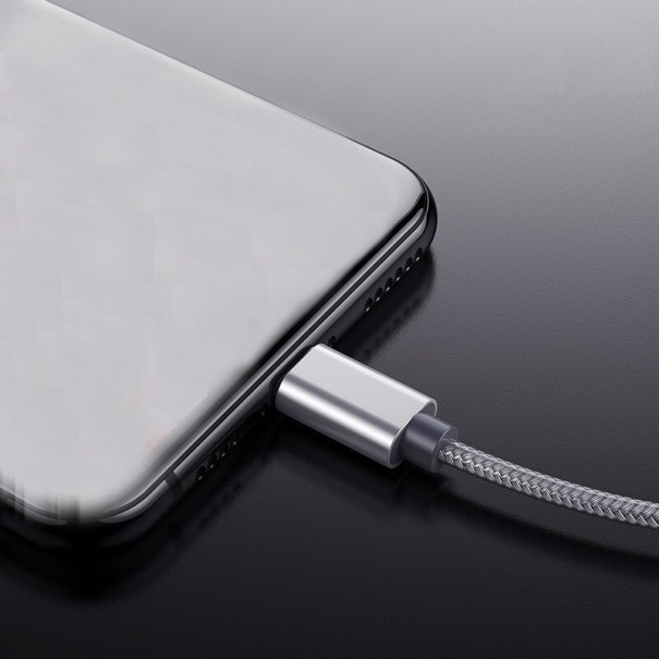Dátový kábel pre Apple Lightning na USB K532 strieborná 1 m