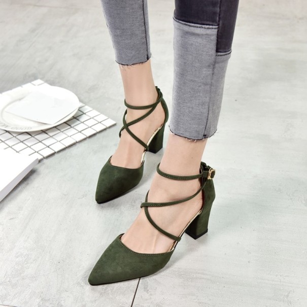 Décolleté da donna con tacco a colonna J2384 verde militare 40