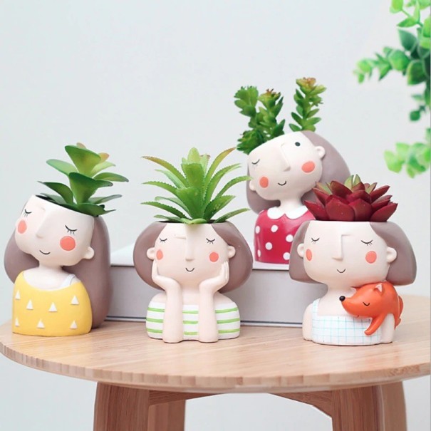 Decoratieve bloempot meisje