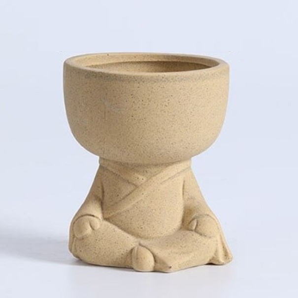 Decoratieve Boeddha bloempot geel
