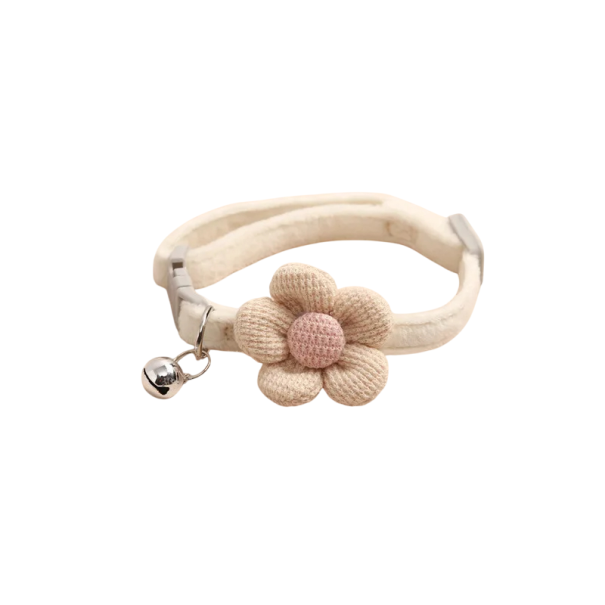 Decoratieve halsband voor katten en kleine honden met bloem en bel Verstelbare textiele halsband Voor herfst- en wintergebruik beige