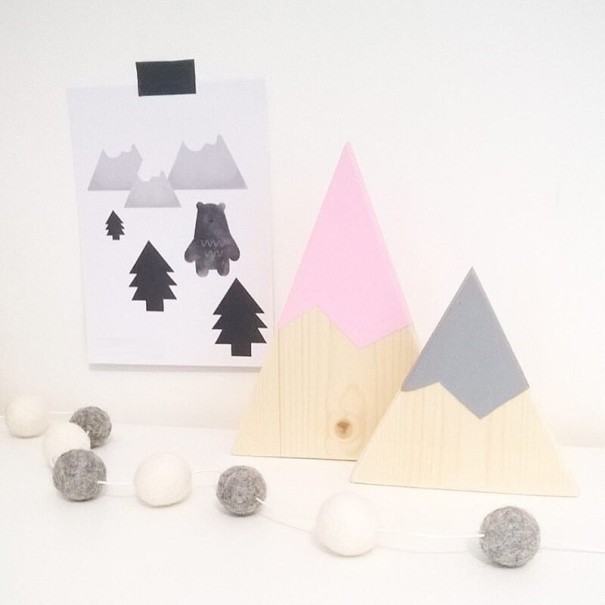 Decoratieve houten driehoek 2 stuks 2