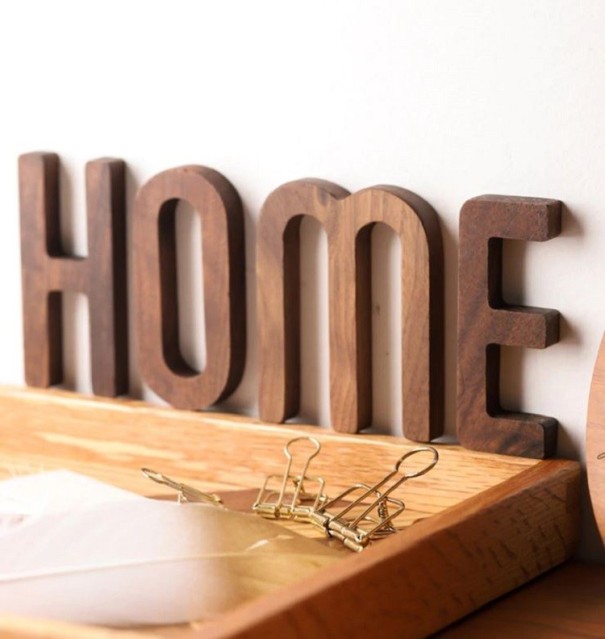 Decoratieve houten letter C510