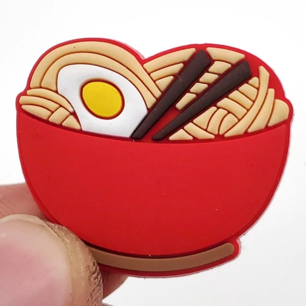 Decorazione per crocsy noodles con uovo motiv PVC ciotola rossa con bacchette ornamento per scarpe crocs accessorio per aperture delle scarpe 1