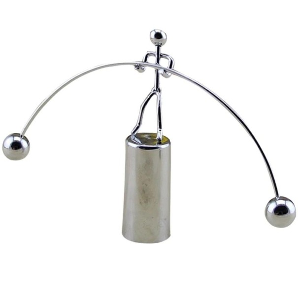 Dekorativ figur med pendul 2