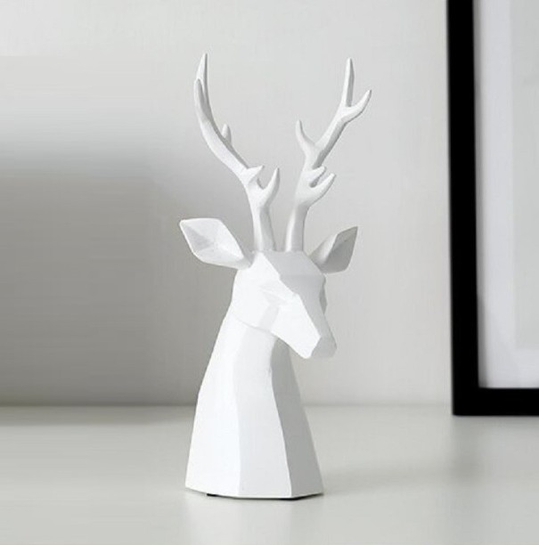 Dekorativ hjortestatue hvid