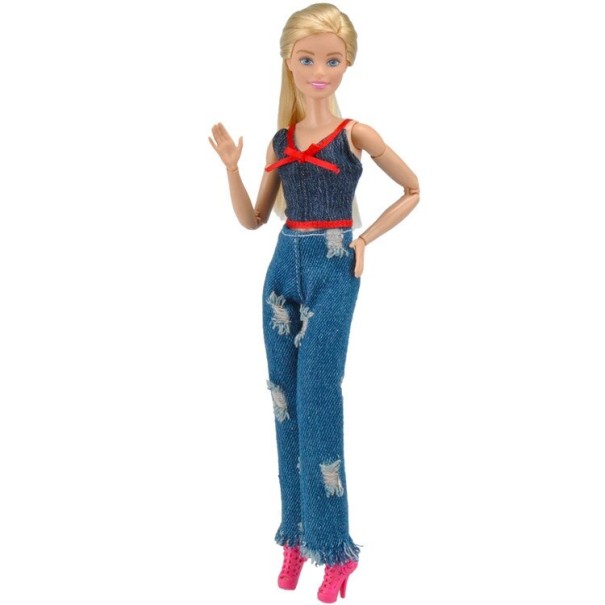 Denim-outfit til en dukke 1