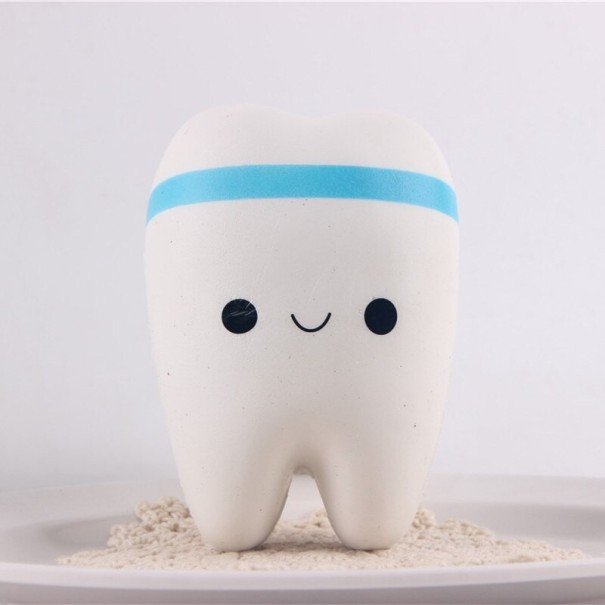 Dente antistress da schiacciare Giocattolo con faccina carina Per rilassare la tensione e distrarsi Materiale PU Dimensioni 9,7 x 7,1 x 5,3 cm blu