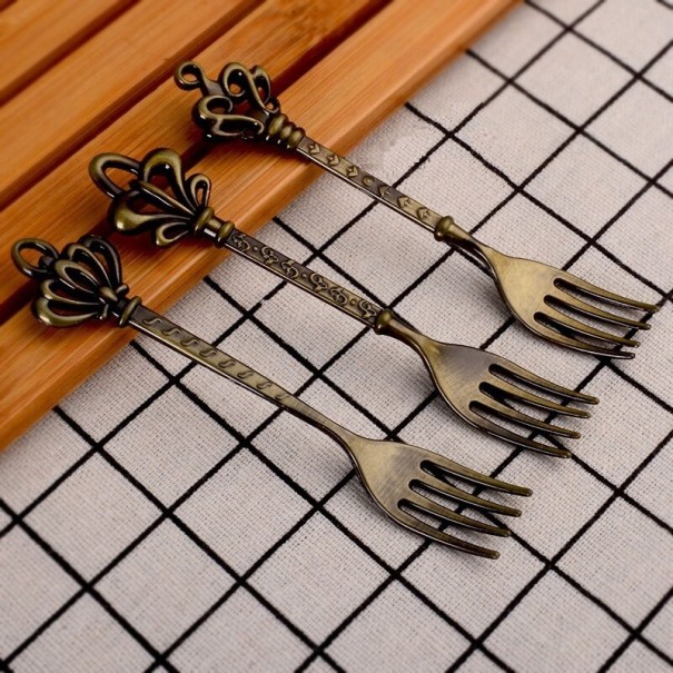 Dessert Fork with Crown bronze