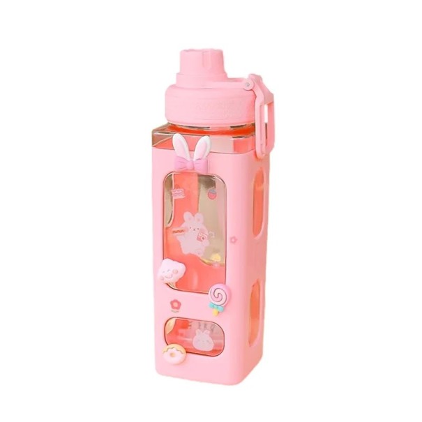 Dětská láhev na pití s brčkem a silikonovým obalem 700 ml Plastová BPA Free láhev se silikonovým povrchem pro každodenní pití růžová